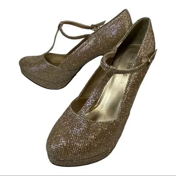 Call it Spring Sparkly Platform Pump - Picture 5 of 14